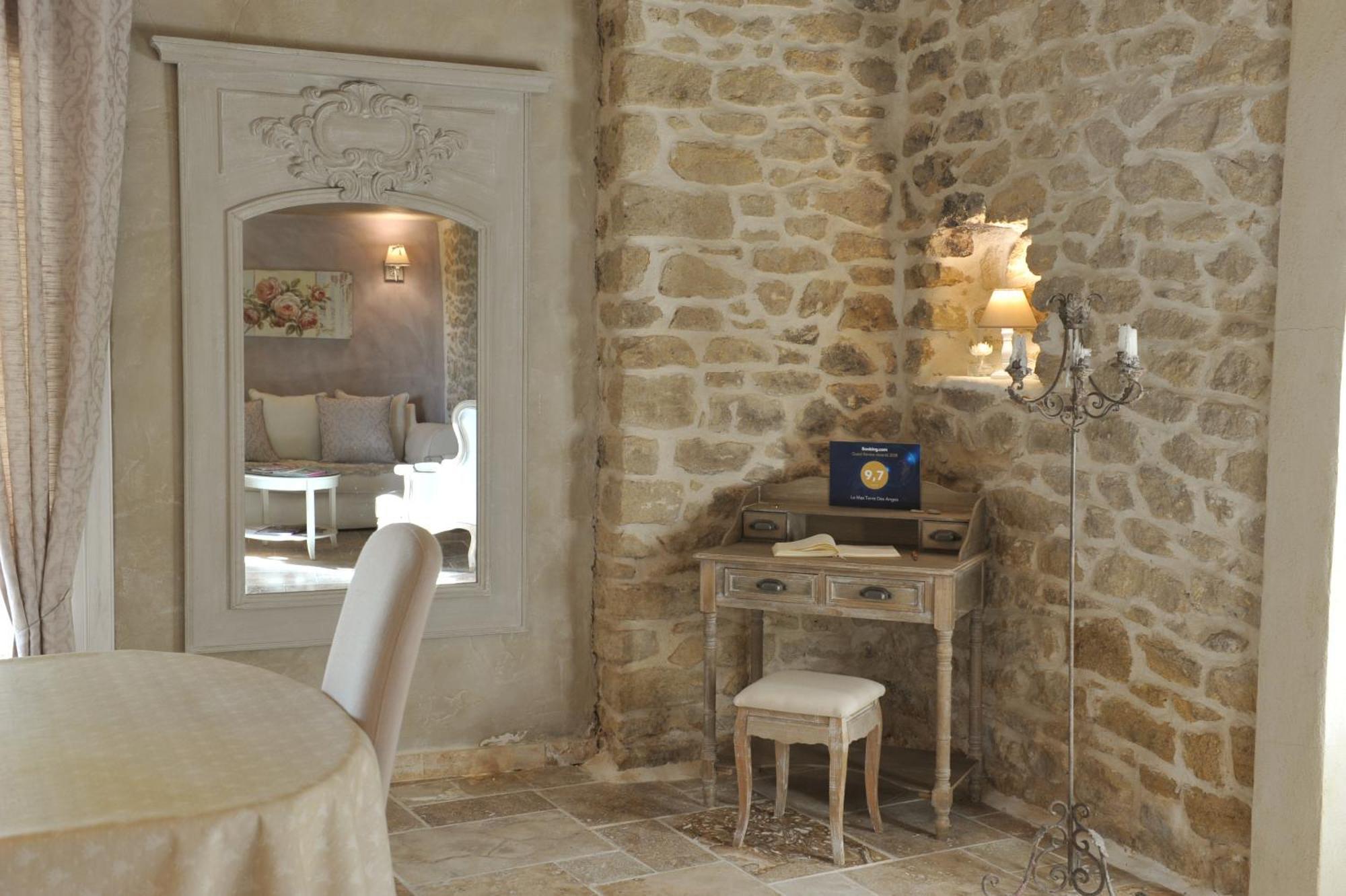 Le Mas Terre Des Anges Sarrians Exterior photo