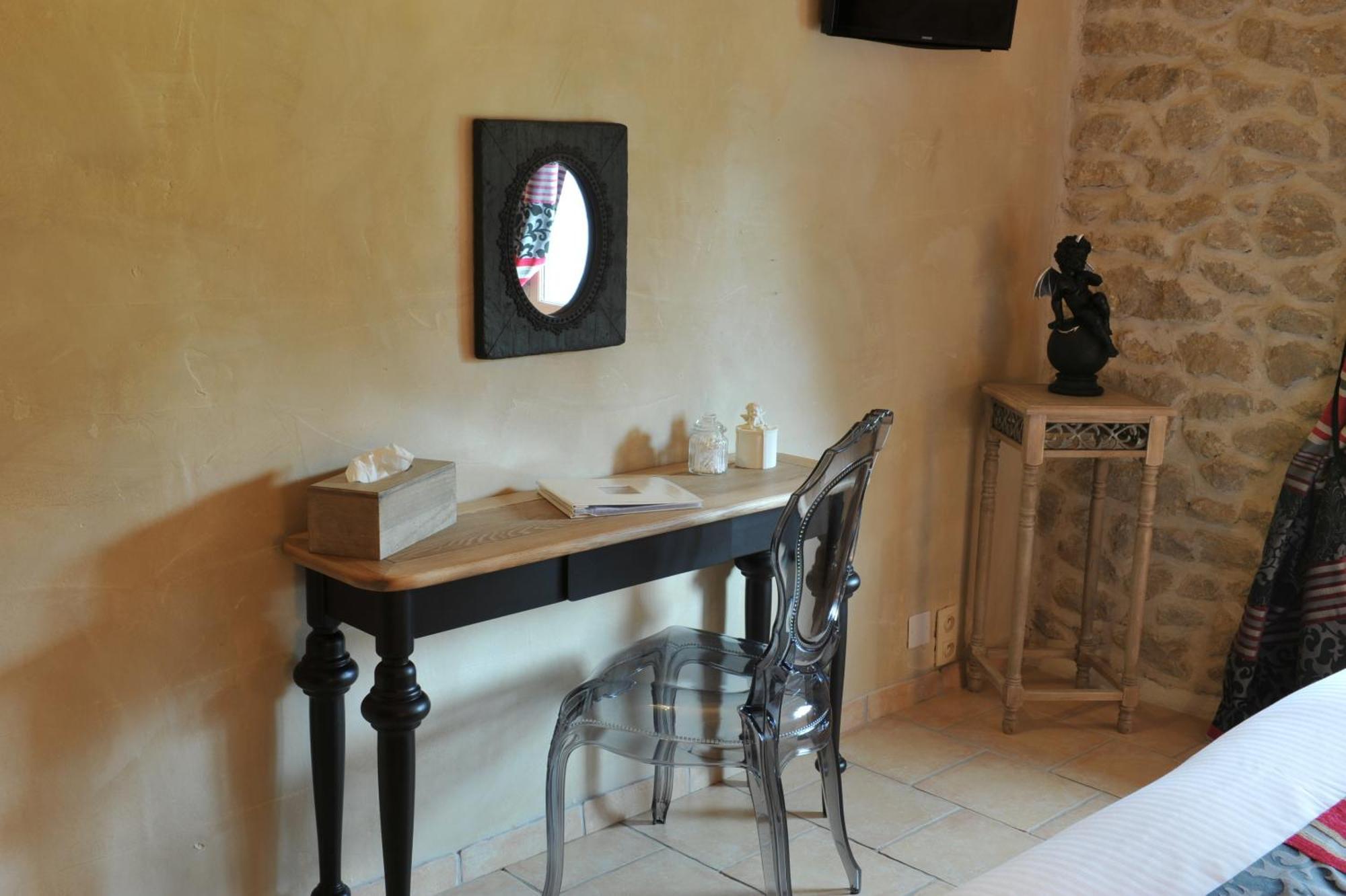 Le Mas Terre Des Anges Sarrians Room photo